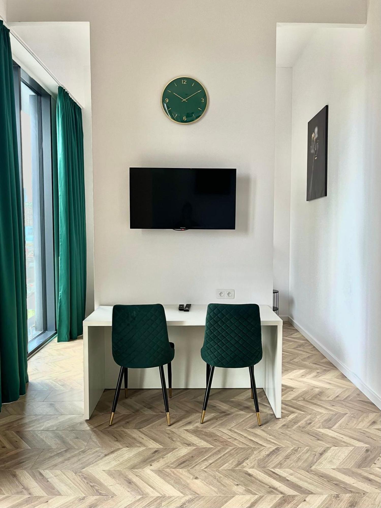 Warsaw Concierge Towerアパートメント エクステリア 写真